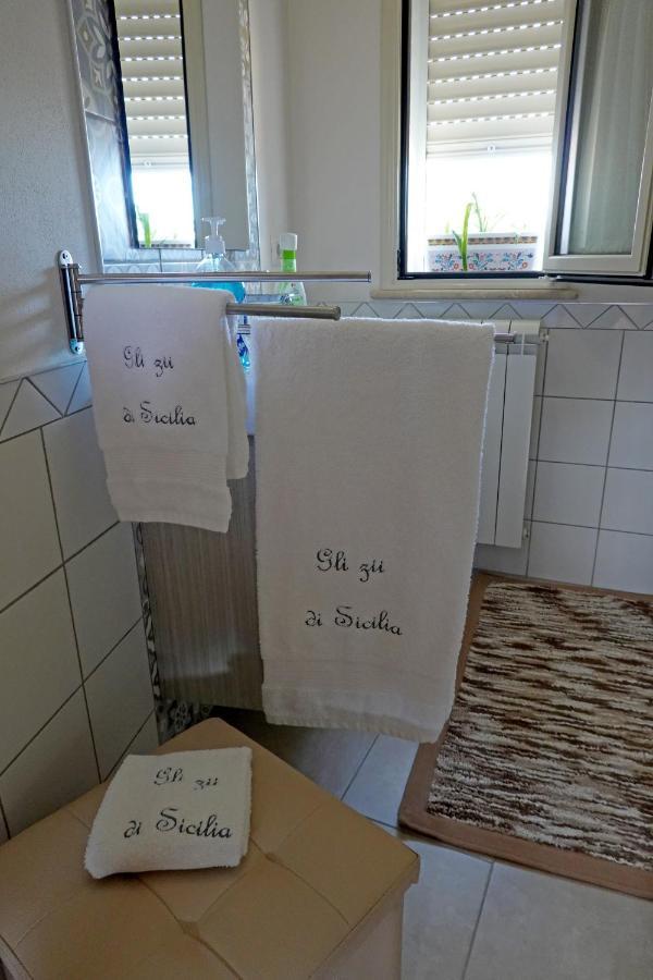 Gli Zii Di Sicilia Bed & Breakfast Racalmuto Luaran gambar