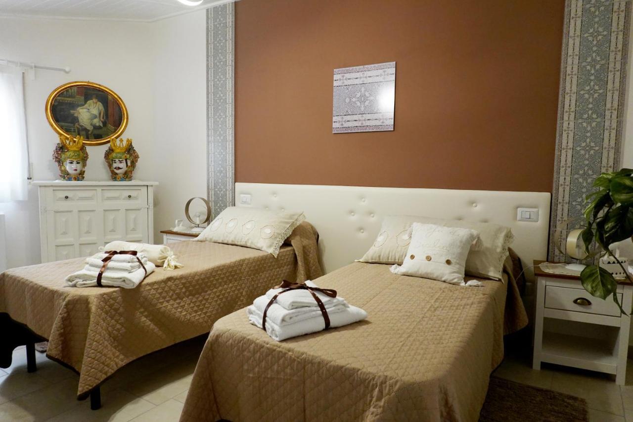 Gli Zii Di Sicilia Bed & Breakfast Racalmuto Luaran gambar